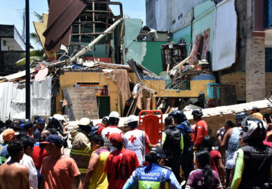 Muertos, daños y un golpe a la petrolera estatal: los estragos del sismo que sacudió Ecuador